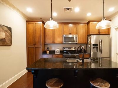 1010 16th Ave UNIT 202, Nashville, TN, 37212