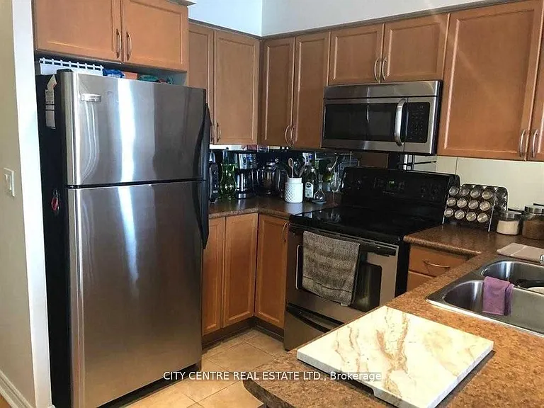388 Prince Of Wales Dr #1907 — Photo 5