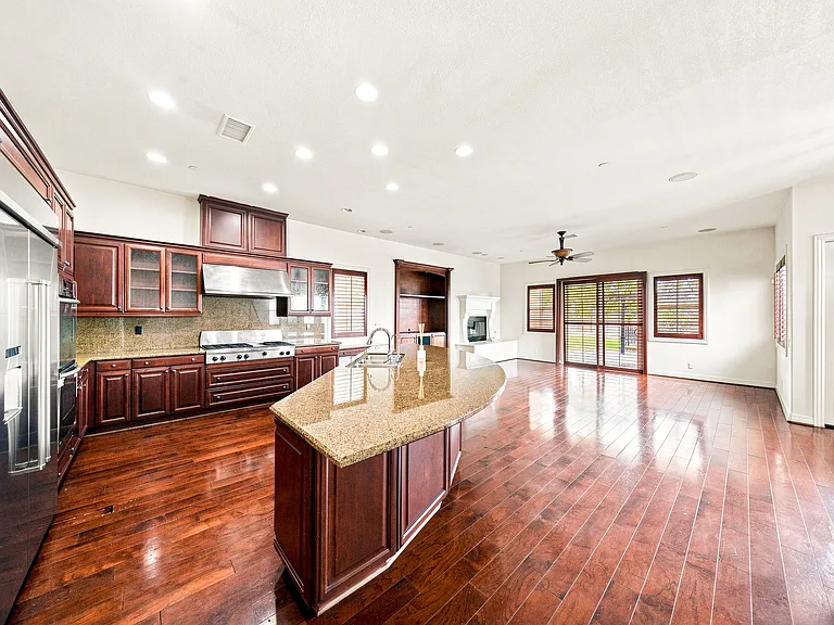 4963 Lone Acres Ct — Photo 22