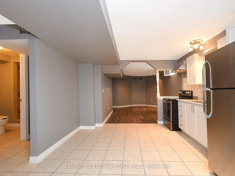 25 Monte Carlo Dr #BASEMENT — Photo 10