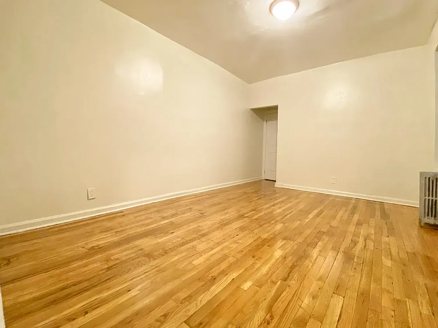 301 Sterling Street — Photo 2