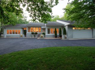 455 Dundee Rd, Glencoe, IL 60022