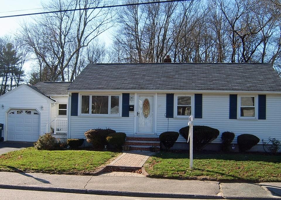 1st image of 10 Revere St