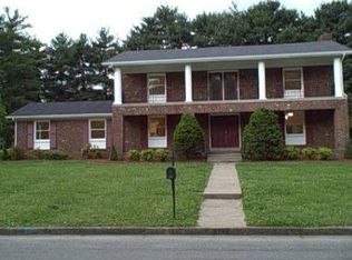 322 Grandview Dr, Murfreesboro, TN 37130