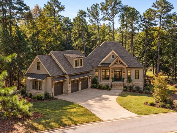 1010 Emerald View Dr, Greensboro, GA 30642