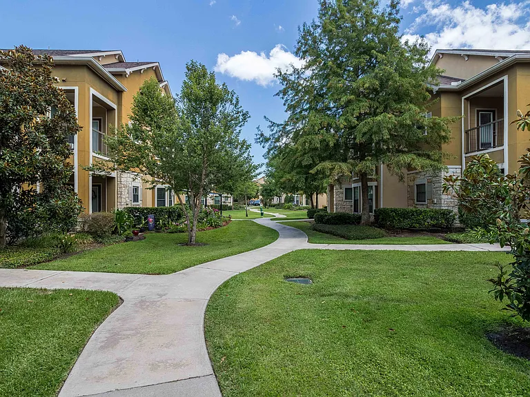 Avenues at Tuscan Lakes — Photo 42