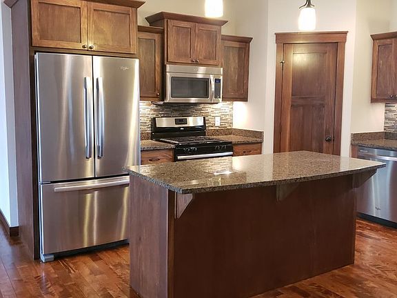 3rd image of 2086 Valley Creek Ln
