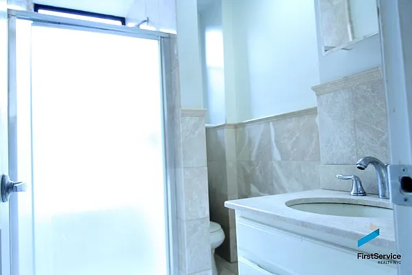 Rented by FirstService Realty (legacy) | media 29