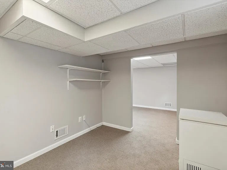 1607 Barbara Dr — Photo 14