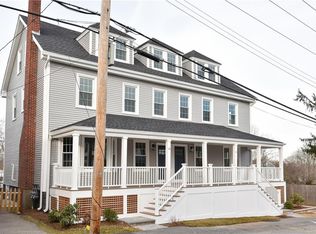 12 Champlin St, Newport, RI 02840