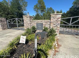 42 Cypress Crossing Rd, Vernon, FL 32462