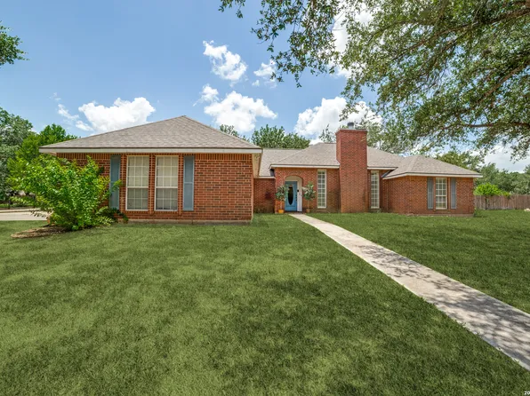 1717 EMBASSY RD, Pleasanton, TX 78064