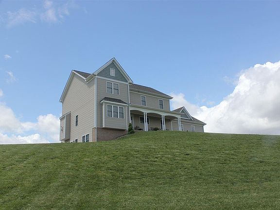 5th image of 83 Emilys Ln