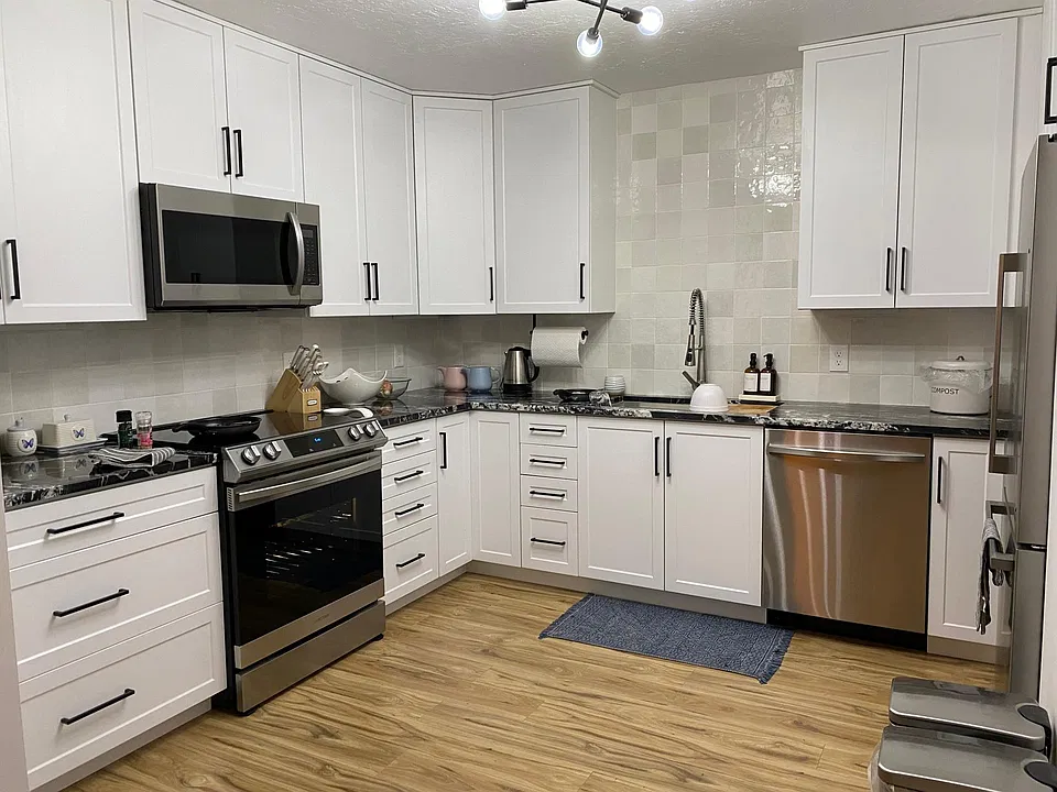 123 E 2nd Ave #705