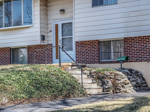 2nd image of 166 Lackawanna Ave