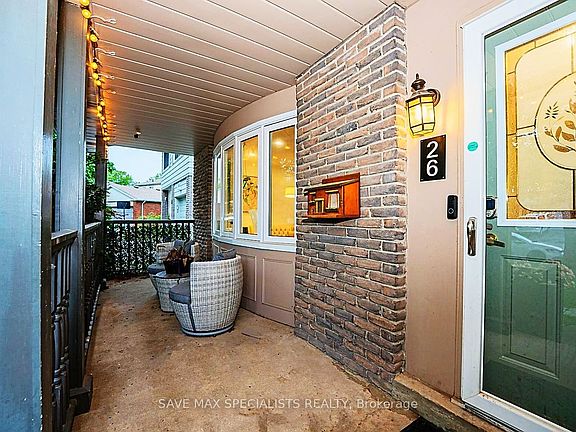 5th image of 26 Fairington Cres