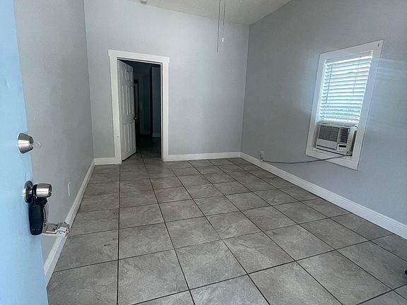 3rd image of 3307 N 12th St #A