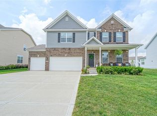 7732 Eagle Point Cir, Zionsville, IN 46077