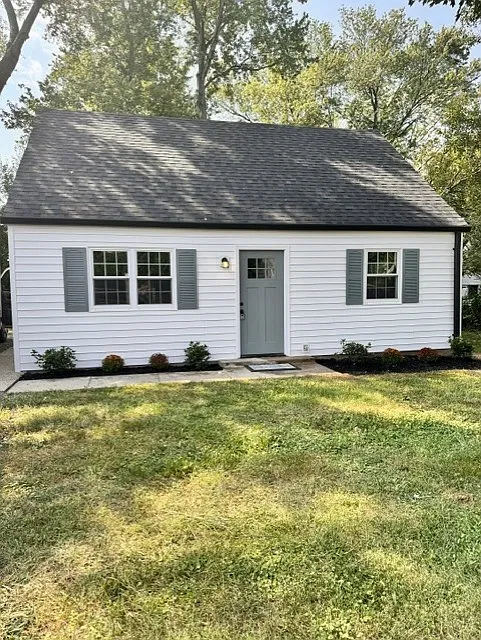 3 bed, 941 sqft, $2,600 — Photo 2