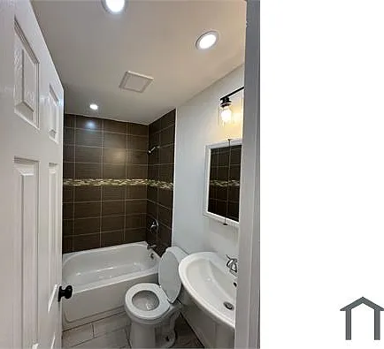 19 Hopkins Ave #6 — Photo 8