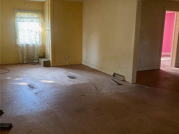 4th image of 5529 Grey Dr