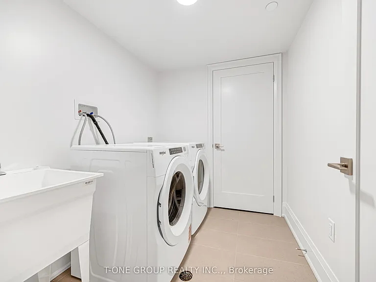 106 Grimsby Ln — Photo 44