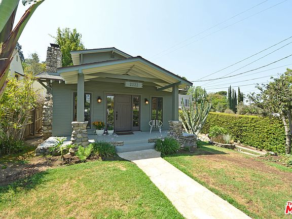 2nd image of 2222 Brier Ave