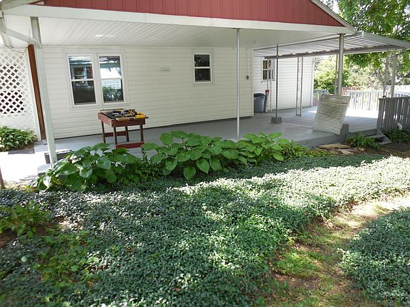 view of house and carport