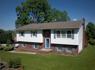 341 N Chris St, Hollidaysburg, PA 16648
