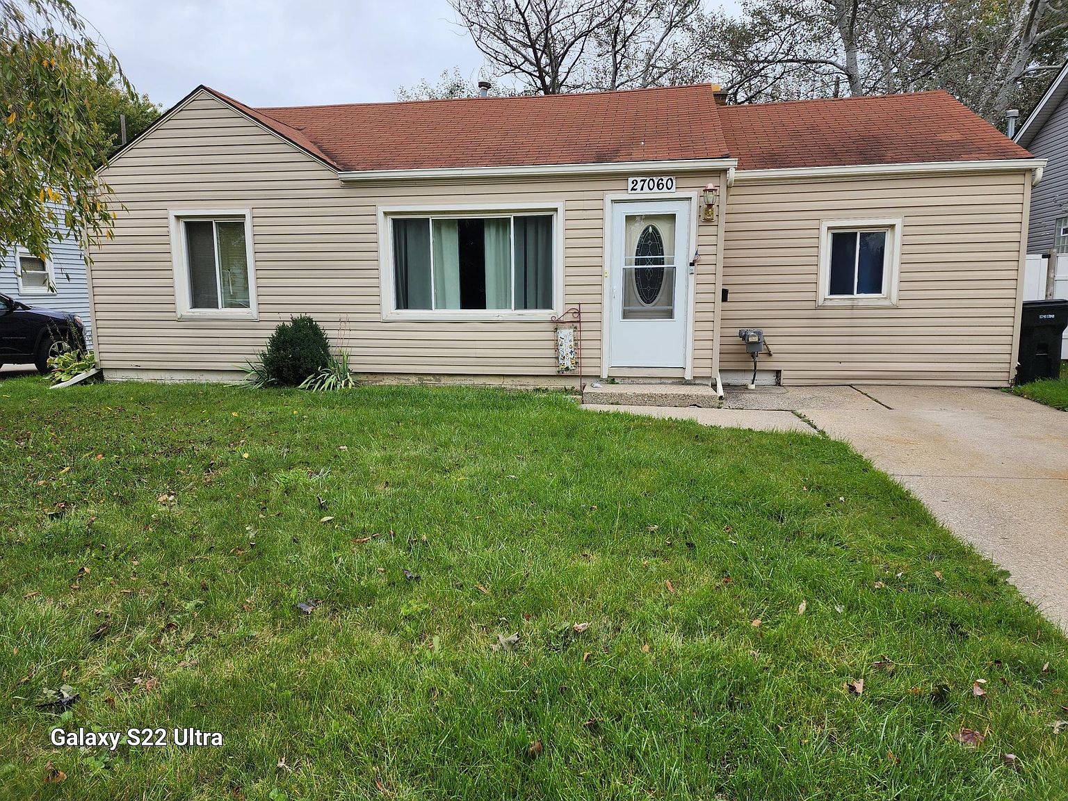 27060 Woodmont St, Roseville, MI 48066 Zillow