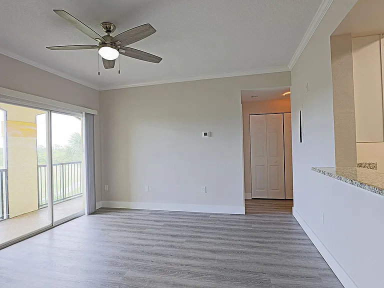 11480 Villa Grand #123 — Photo 10