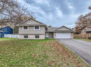 1325 79th Ave N, Brooklyn Park, MN 55444
