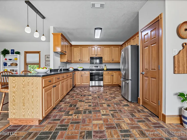 15301 Parker Rd — Photo 12