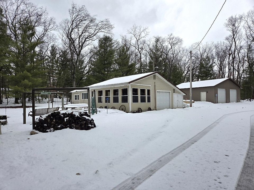 1st image of 9852 S Birchwood Dr