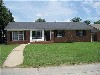 1st image of 2513 Carlton Way