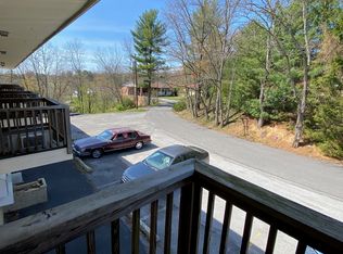100 Carter Dr #10, Princeton, WV 24740