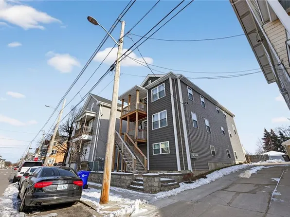 102 Ellery St, Providence, RI 02909