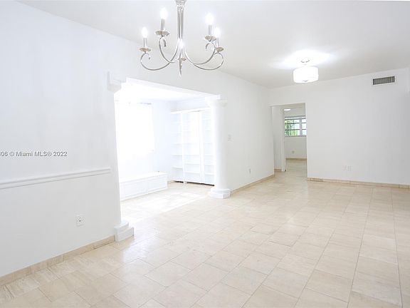 4th image of 3708 Ponce De Leon Blvd #3708