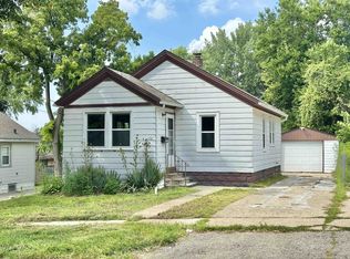 1722 Pershing Ave, Rockford, IL 61109