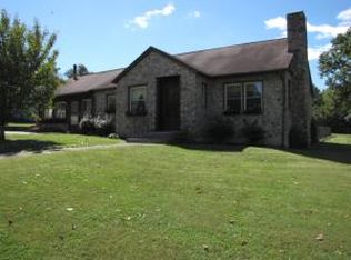 84 17th St, Buchanan, VA 24066