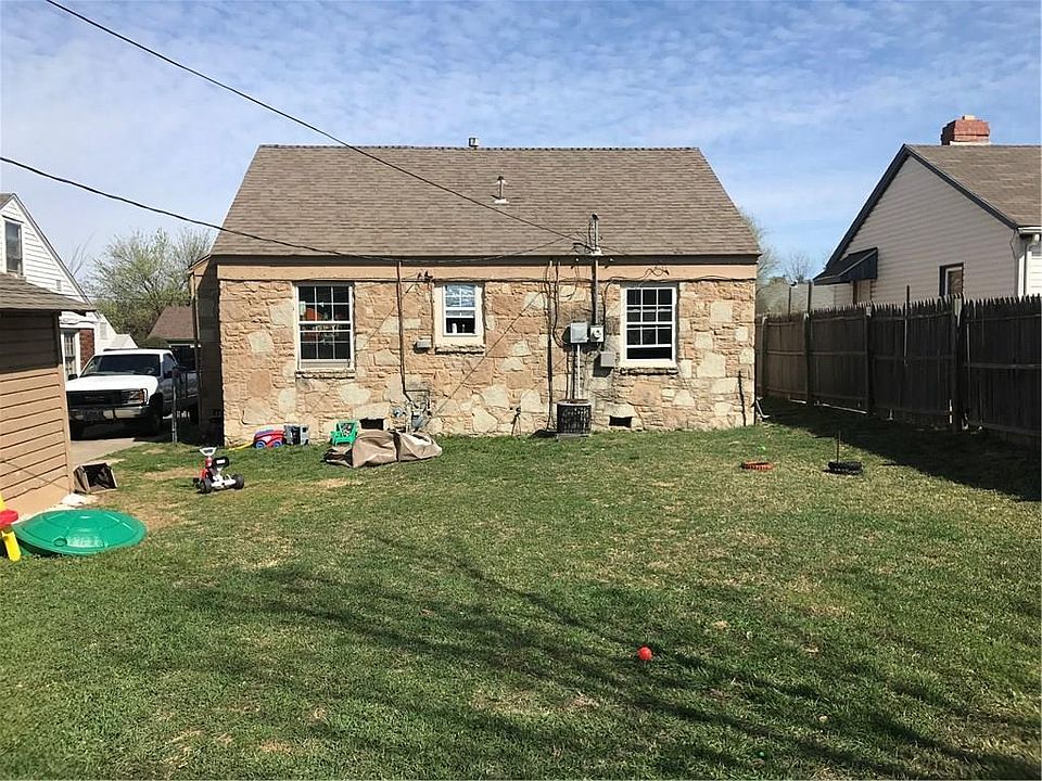 2nd image of 3728 NW 24th St