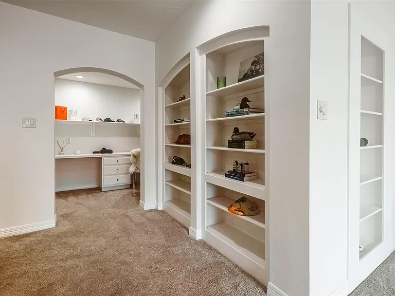 5710 Cielio Bay Ct — Photo 40