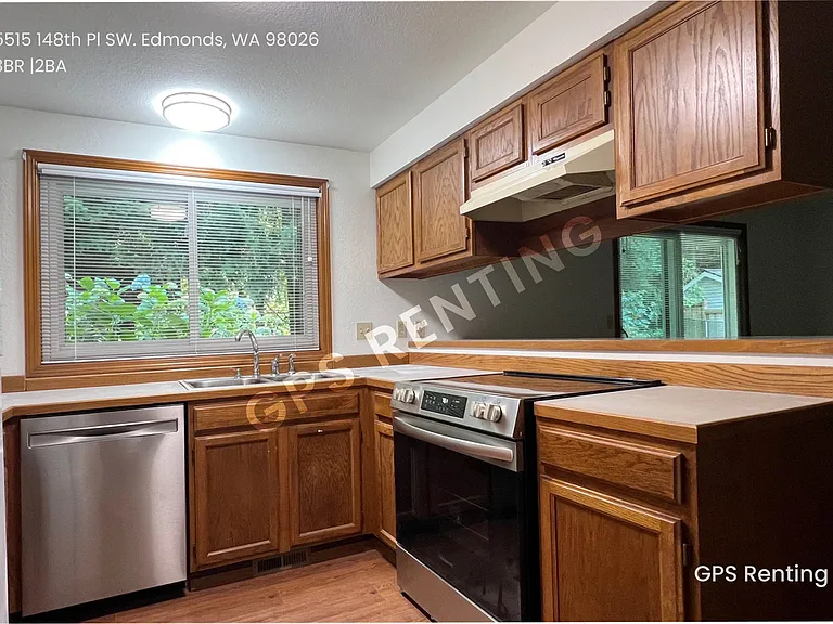 5515 148th Pl SW — Photo 11