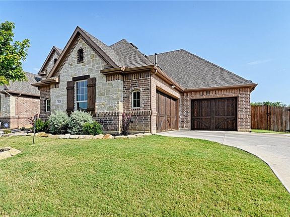 2nd image of 8625 Bridle Path Ln