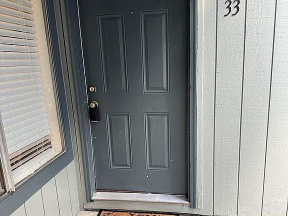 3rd image of 3909 Clear Acre Ln APT 33