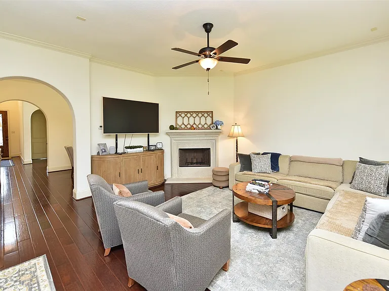 13117 Stoneleigh Terrace Dr — Photo 7