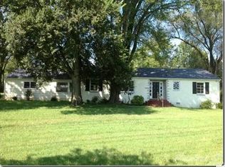 100 Eastwood Dr, Knoxville, TN 37920