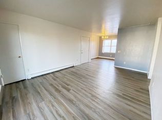 3934 W 30th Ave APT 3, Anchorage, AK 99517