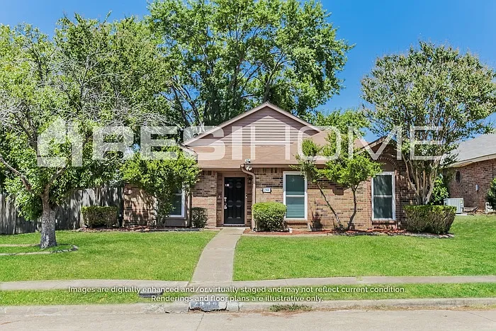 2944 Chanute Dr