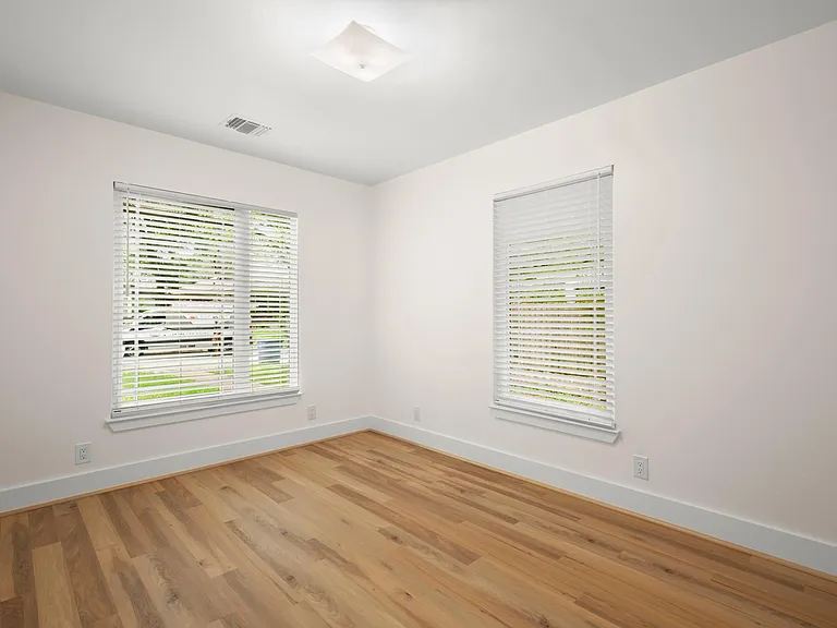 3808 Tonkawa Trl — Photo 13